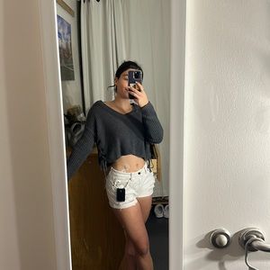 Garage size M grey sweater